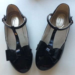 Joyfolie black bow size 7 women’s shoes